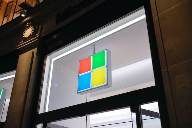 Microsoft Store sign