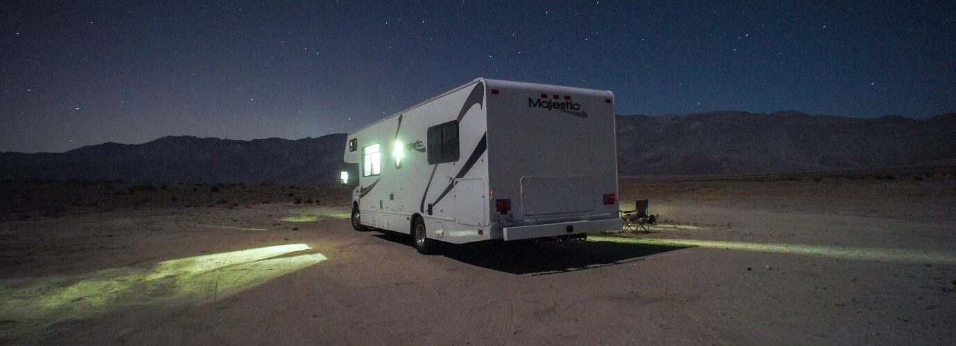 Best Fifth-Wheel RV Brands Featured Image by Reza Rostampisheh