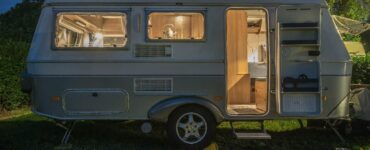 Best Travel Trailer Brands Featured Image by Stephan Widua