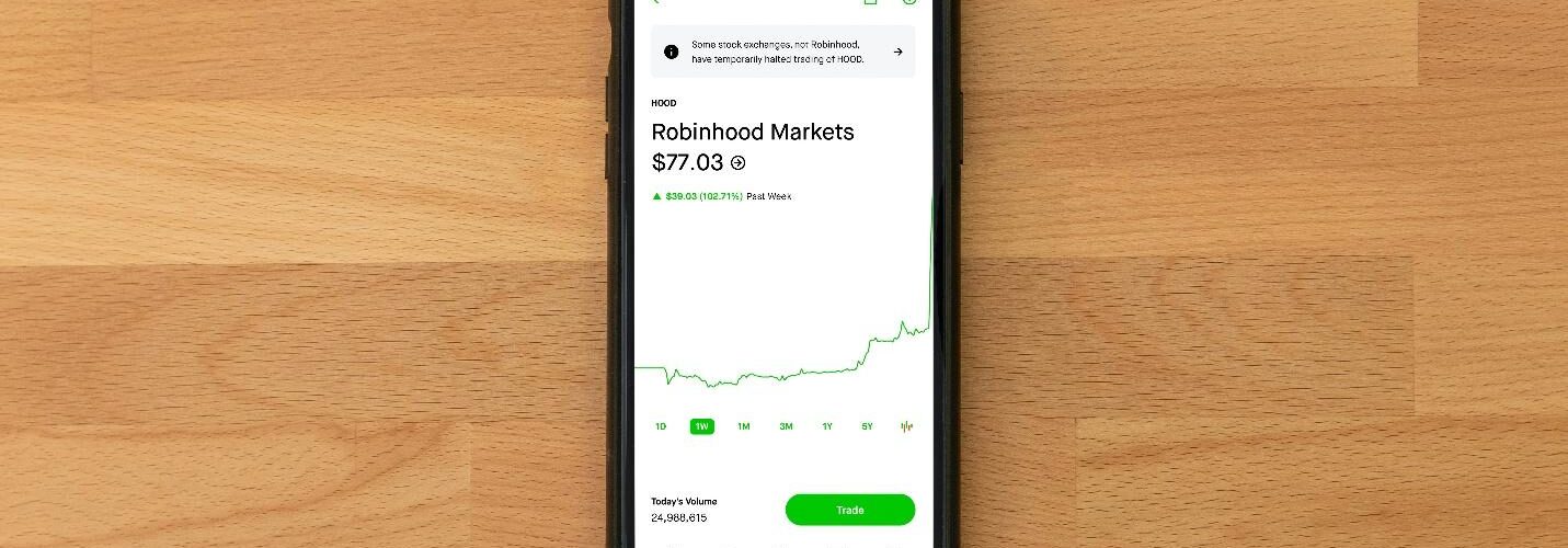 Deconstructing Robinhood’s Business Model Featured Image by Andrew Neel