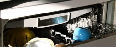 Best Dishwasher Brands Photo by Mohammad Esmaili on Unsplash